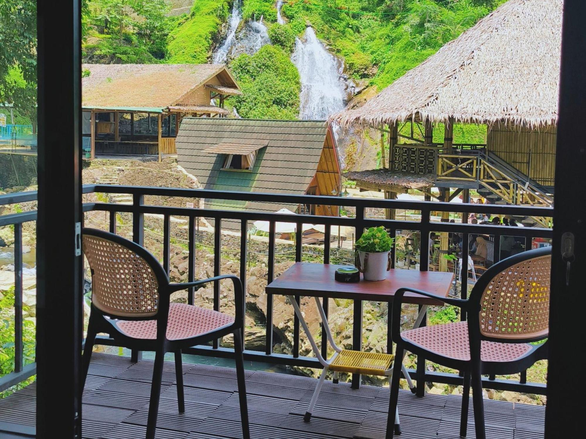 Bayan Village Baturraden Esterno foto